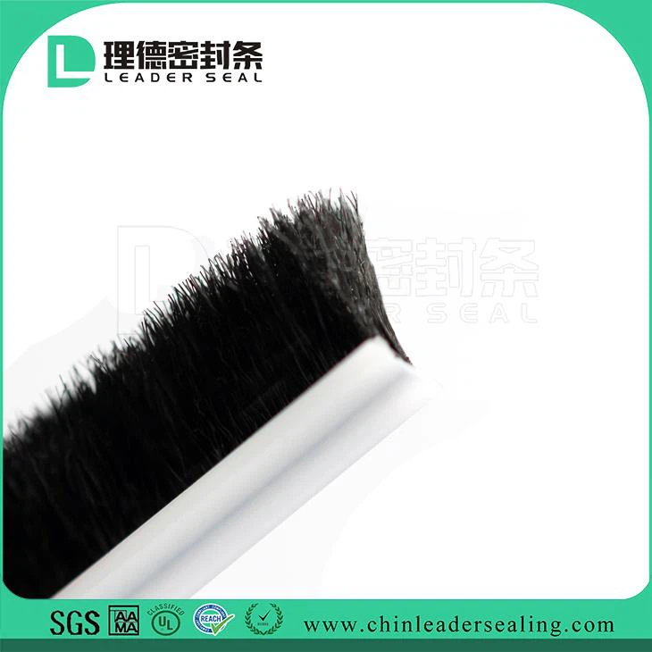 China Plastic Finned Door Pile Weatherstripping